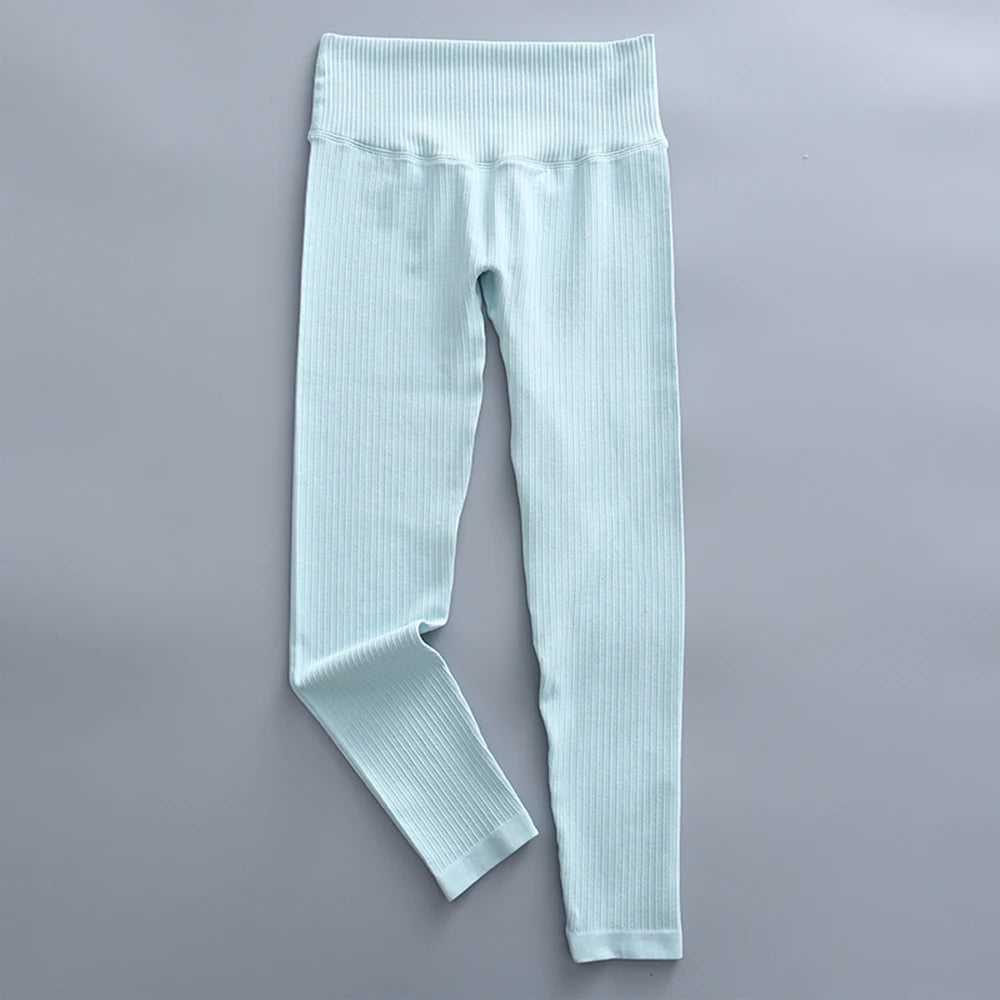 41706323902596|41706323935364|41706323968132