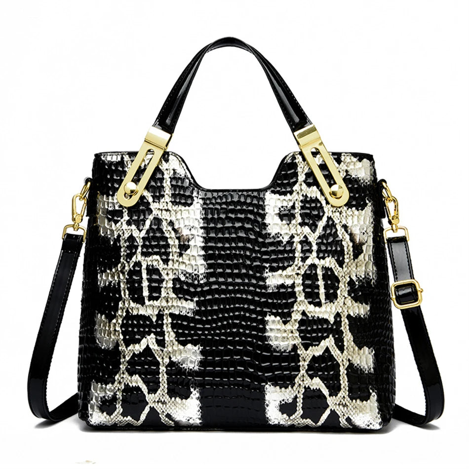 Leather Women Handbag Serpentine Finish