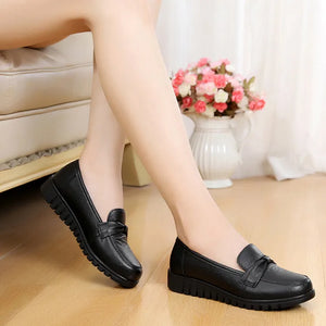 WOIZGIC Women Old Mother Female Shoes Flats Loafers Cow Genuine Leather Slip On Black Round Toe PU Casual Solid 35-41 HD-802